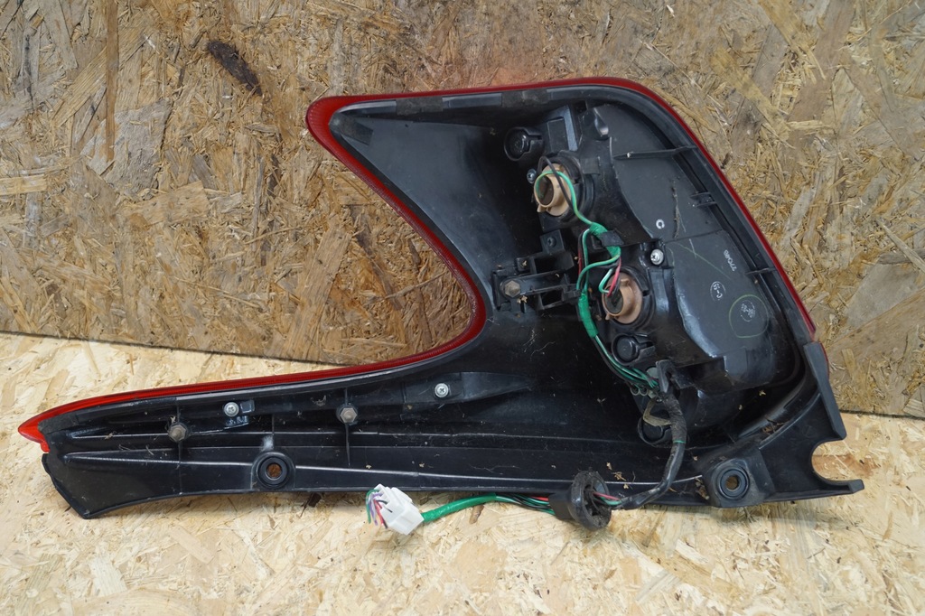 фото №10, Лампа левый задняя nissan juke f15