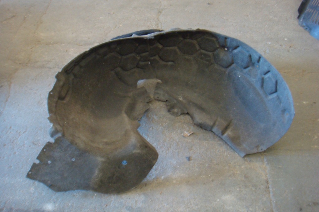 фото №1, Audi q7 ii подкрылок правое перед передние