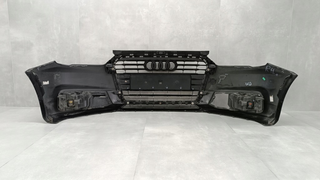 Бампер перед передний audi a1 рестайлинг  s-line 8xa 14-18 / + противотуманная фара x 2 Киев