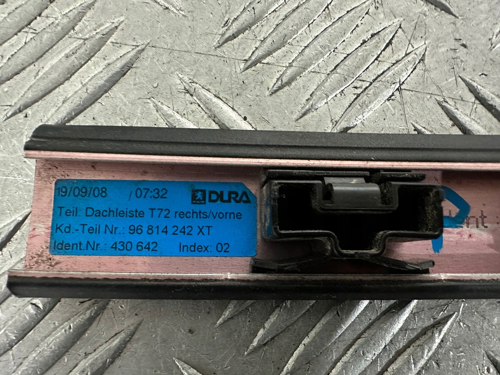 фото №7, Peugeot 308 t7 молдинг дахова права 96814242xt