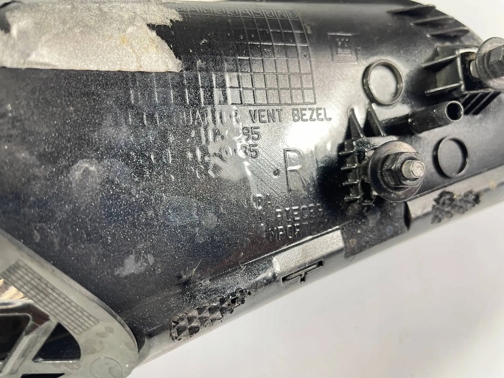 фото №7, Chevrolet corvette c7 решётка впуск воздуха крыла правый задняя 2014+