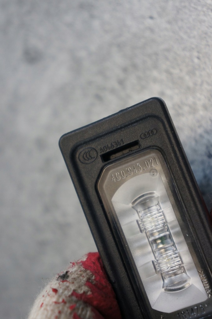 фото №6, Лампа освітлення реєстрації 4g0943021 audi a4 a6 a3 a5