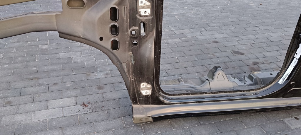 Кабина bok обшивка кронштейн порог стойку четверть левый левая dodge ram 2019- Киев