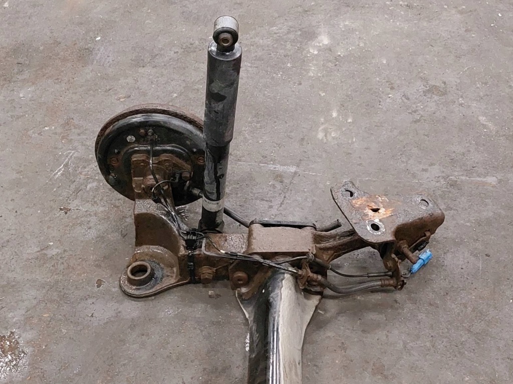 фото №3, Балка oś подвеска задняя комплектная bez abs c3 i