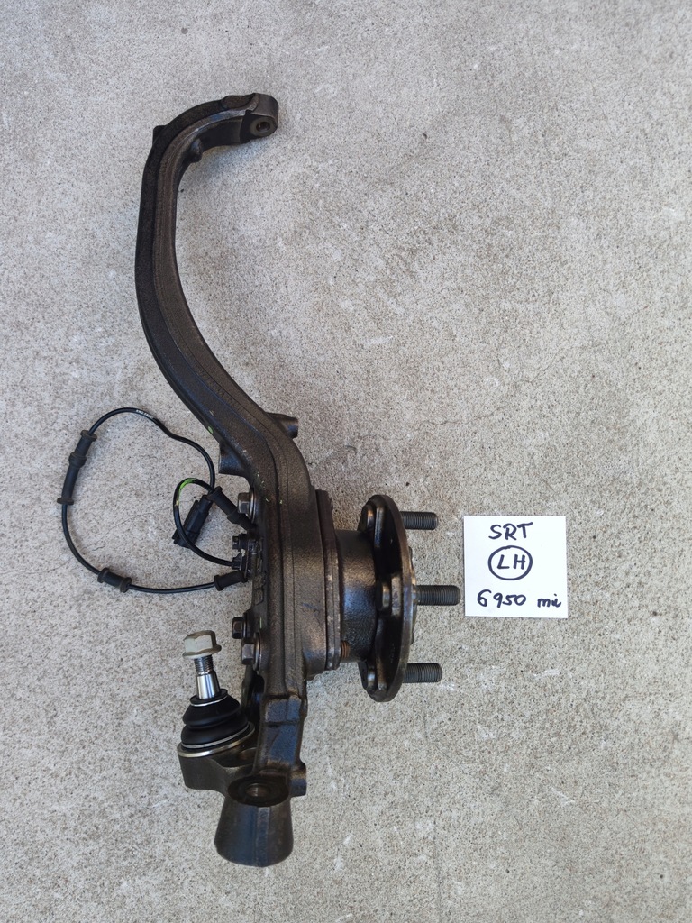 фото №6, Dodge challenger srt левая передняя поворотный кулак 2015+