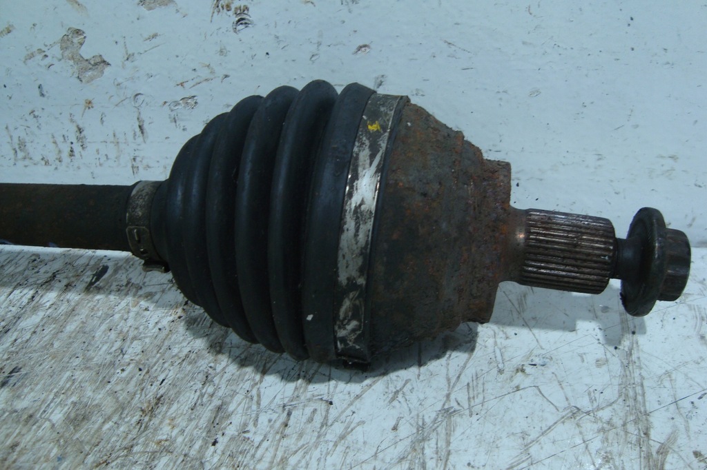 фото №3, Привідний вал лівий перед vw passat b7 tdi poznań