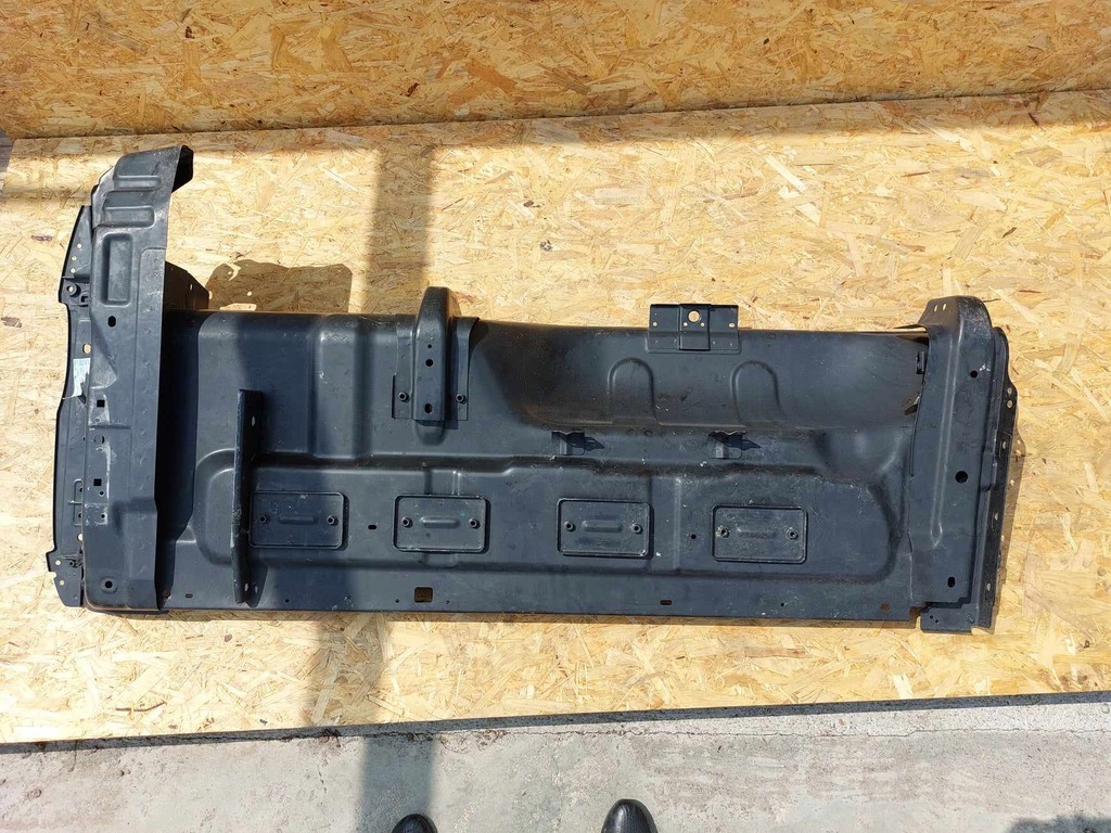 фото №1, Ford ranger 13-21 rok левая четверть обшивка задняя