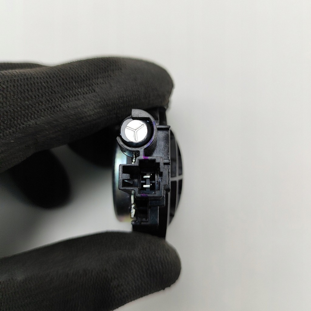 фото №9, Audi e-tron 2023 правая сторона динамик дверь передних