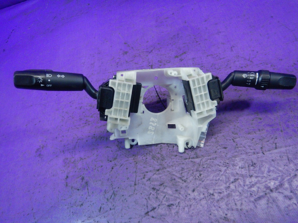 фото №1, Mazda 3 i bk sedan переключатель комбинированный 17d682