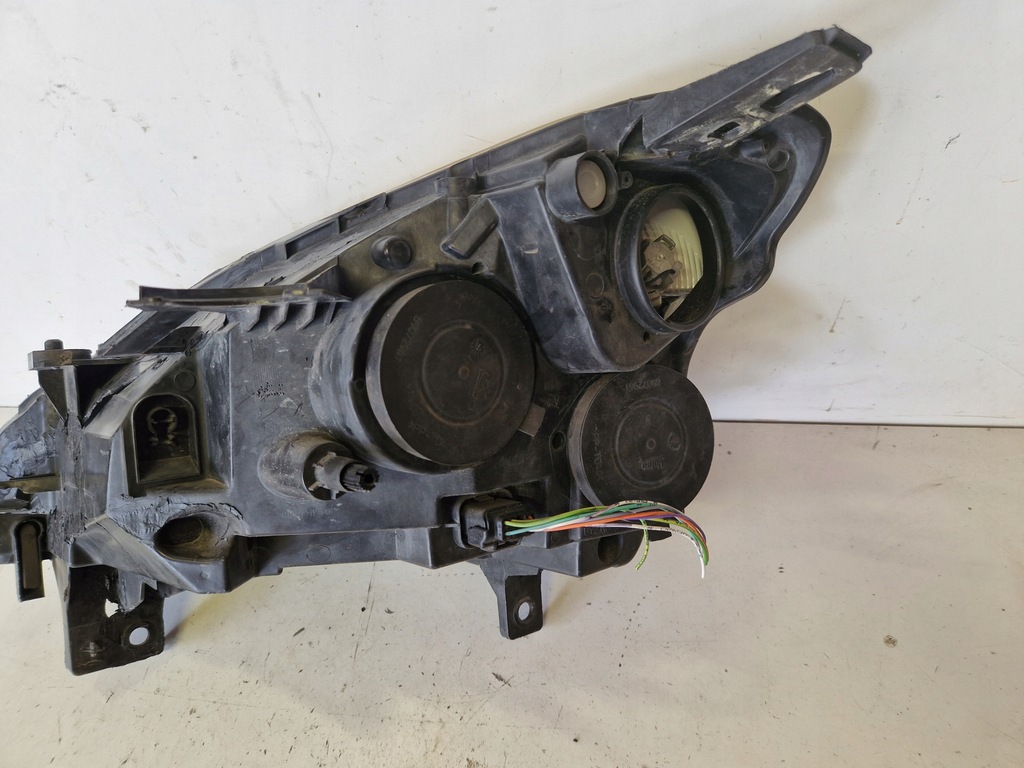 фото №15, Лампа правый перед citroen berlingo ii 14r 1.6 b