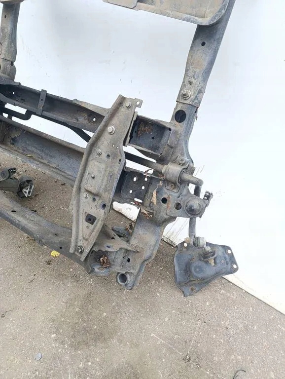 Підрамник передні mercedes-benz 118270fs0752 2.2l дизель 2019 Зі Шроту