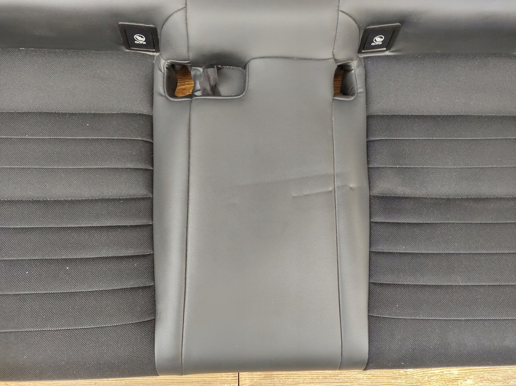 фото №14, Lexus is300h 13r заднее сиденье задняя