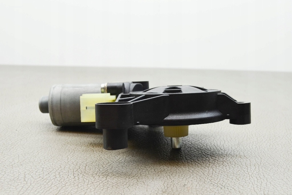 фото №7, Моторчик стекло передних левых дверь skoda karoq nu7 5q0959801b 1.5l