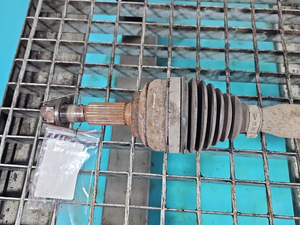 фото №2, Привідний вал перед ліва dacia sandero ii 12-20 1.1 16v механічна коробка передач