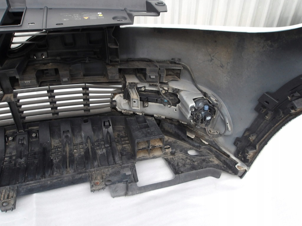 Scenic 3 рестайлинг  po рестайлинг 12-16r. бампер перед передний демонтаж dv369 Недорого