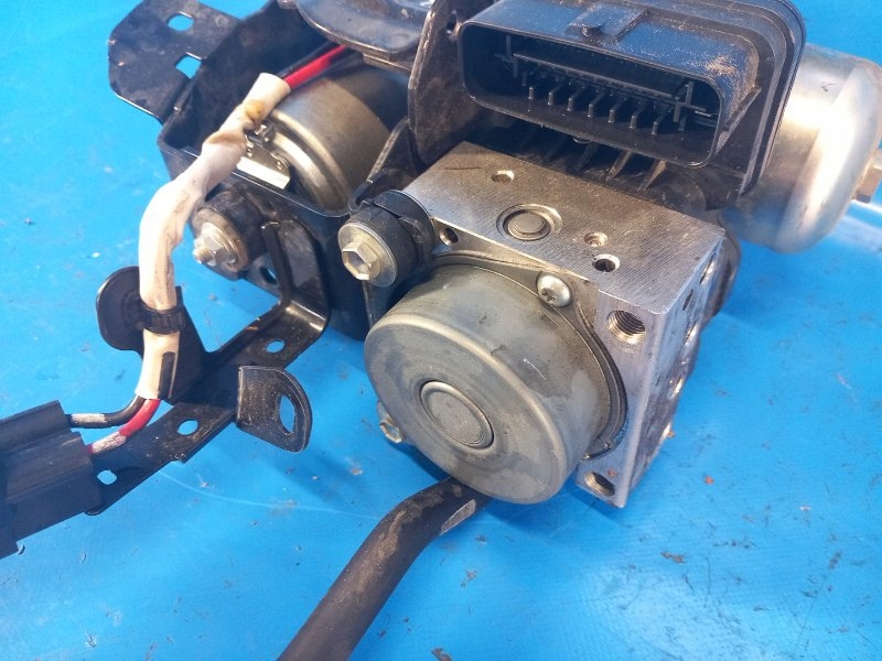 фото №6, Модуль abs toyota prius 16 4405047060