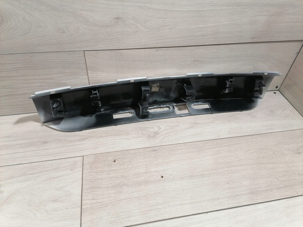 фото №9, Peugeot 2008 ii накладка молдинг крышки задняя 9828080080