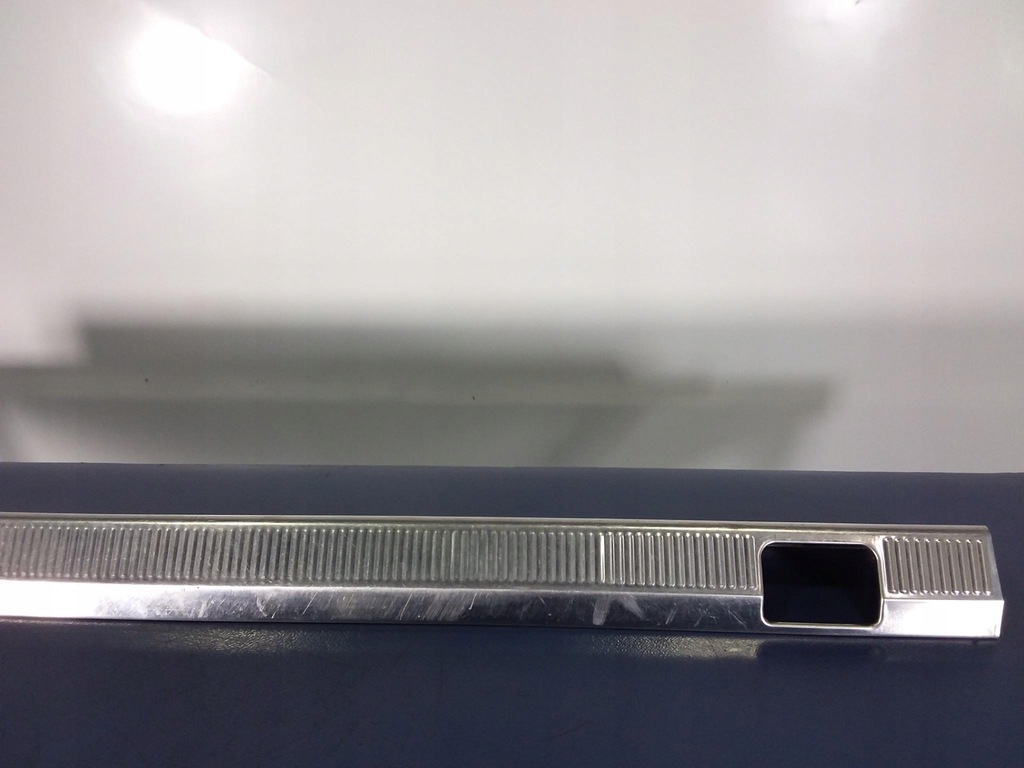 фото №6, Audi a6 c4 молдинг порог багажника хромированная