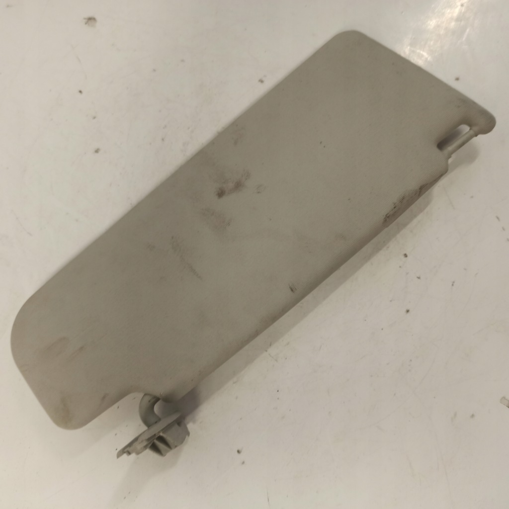 фото №13, Volkswagen golf vi защита солнцезащитная левая 1k0857551a