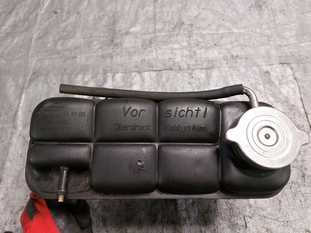 фото №5, Бачок расширительный mercedes w208 2.0b