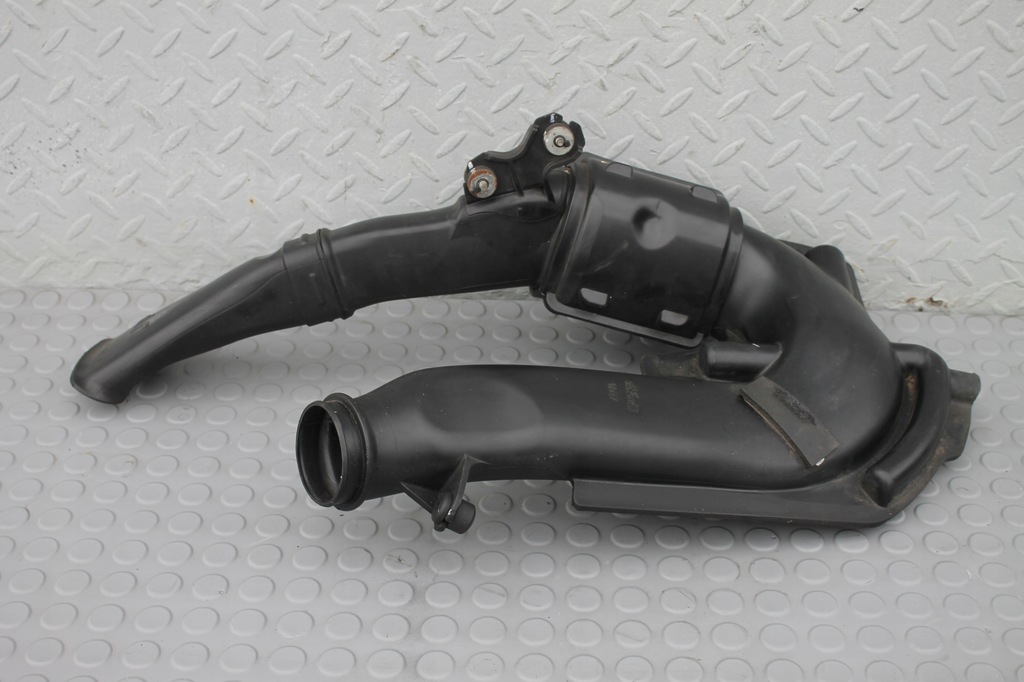 фото №8, Корпус фільтра резонатор повітрозабірник accord viii 2.2 08-