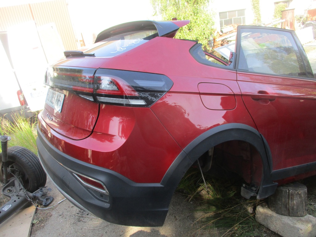 фото №1, Taigo четверть задняя правая