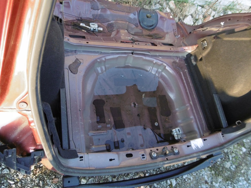 фото №8, Четверть крыло правый задняя vw golf sportsvan