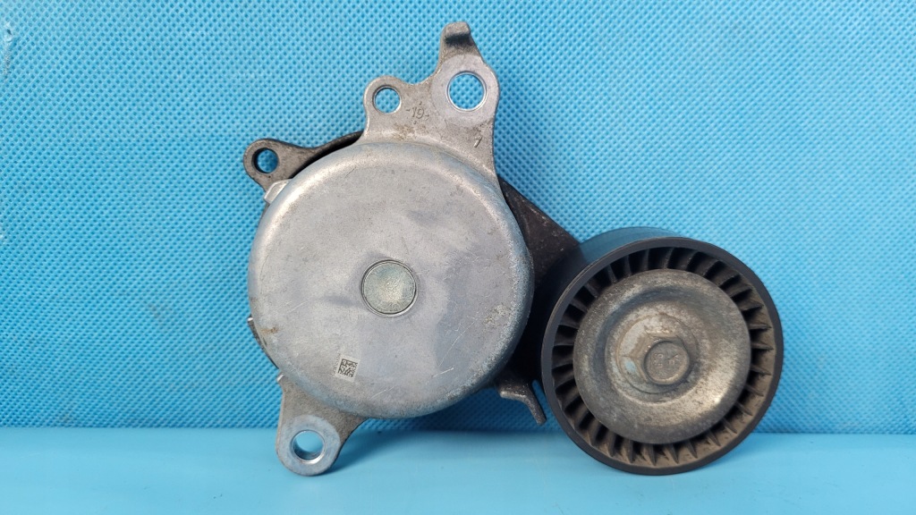 фото №1, Toyota rav4 v 2.0 vvti 19r натяжитель ролик поперечина 16620-24020