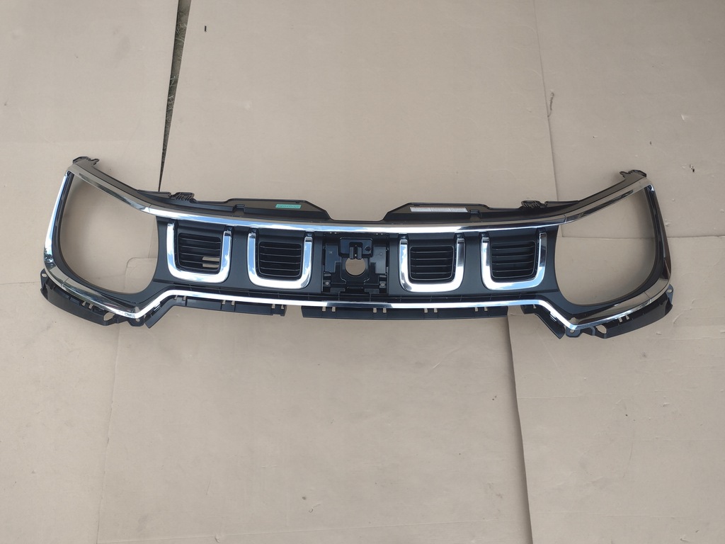 фото №1, Suzuki ignis 20r . решітка радіатора решітка радіатора idealny