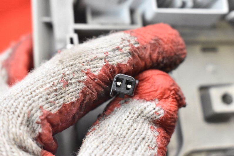 фото №7, Лампа освітлення салону перед 42348379 opel mokka a 12-19