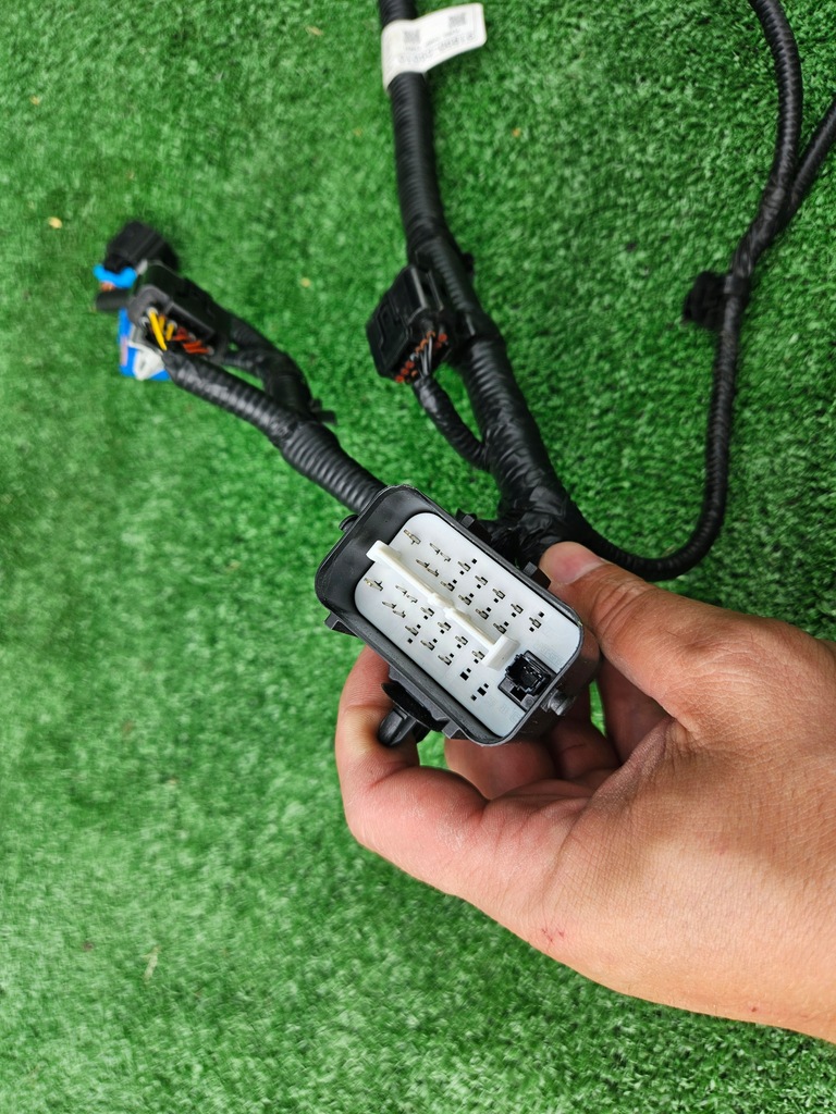 фото №9, Джгут бампера перед genesis gv70