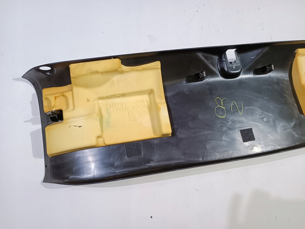 фото №9, Потолок молдинг крыша chevrolet corvette c6