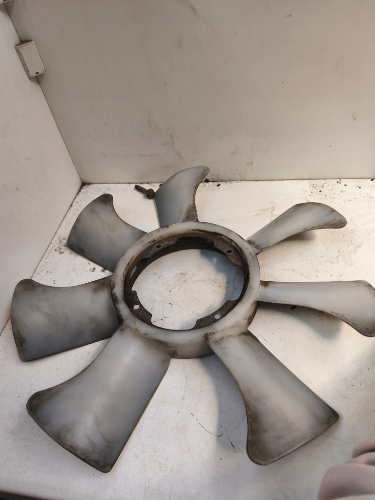 фото №1, Nissan terrano ii 93-99 вентилятор вентилятора 2.7 tdi td27ti