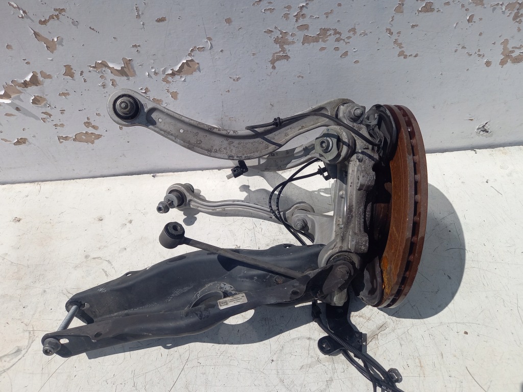 Подвеска левая правое поворотный кулак mercedes w205 a205 купе amg Киев