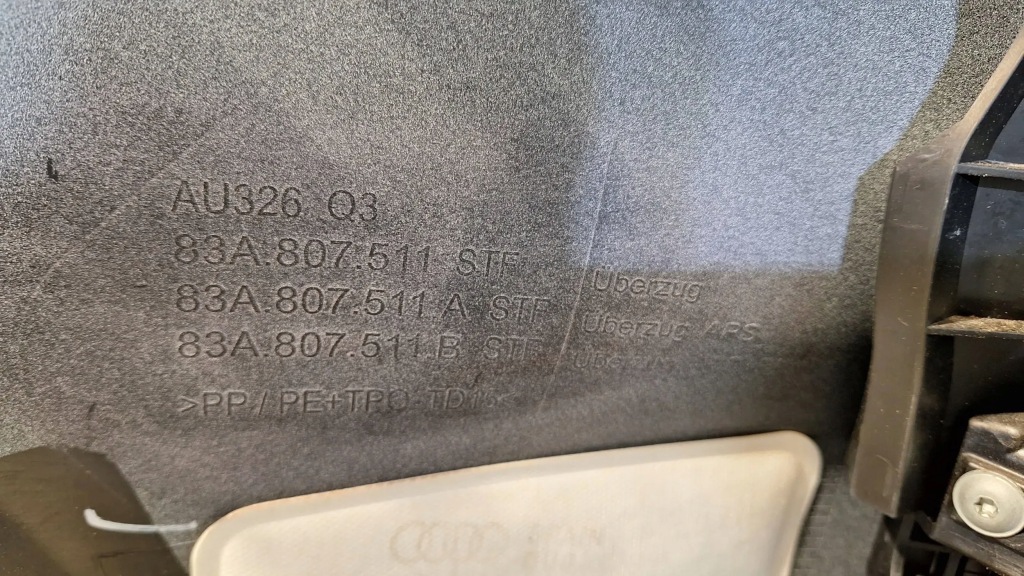 фото №10, Бампер задняя kompletny 83a807511 audi q3 83a 18-