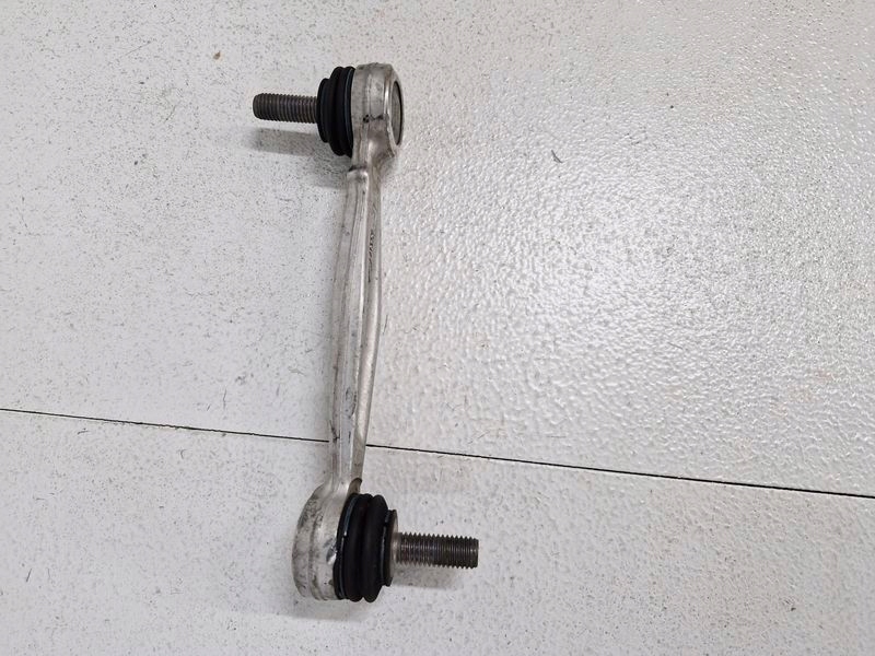 фото №1, Alfa romeo stelvio кронштейн з'єднувач стабілізатора 50543786