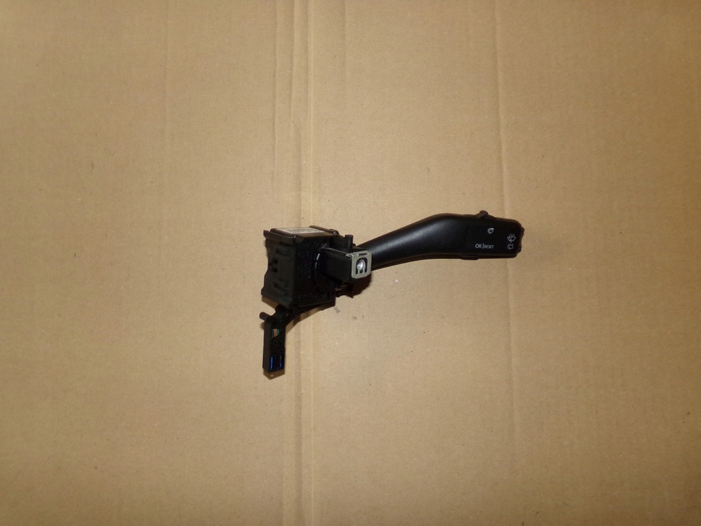 фото №1, Перемикач важіль двірник octavia ii kombi