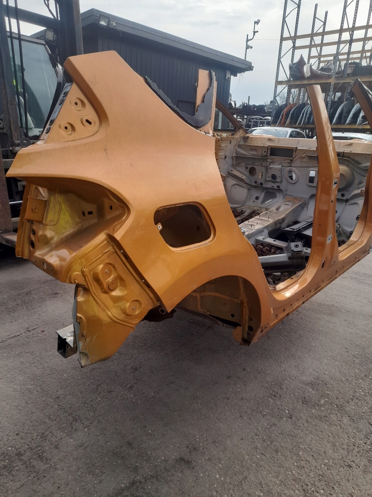 фото №1, Четверть крыло задняя правый scenic iv