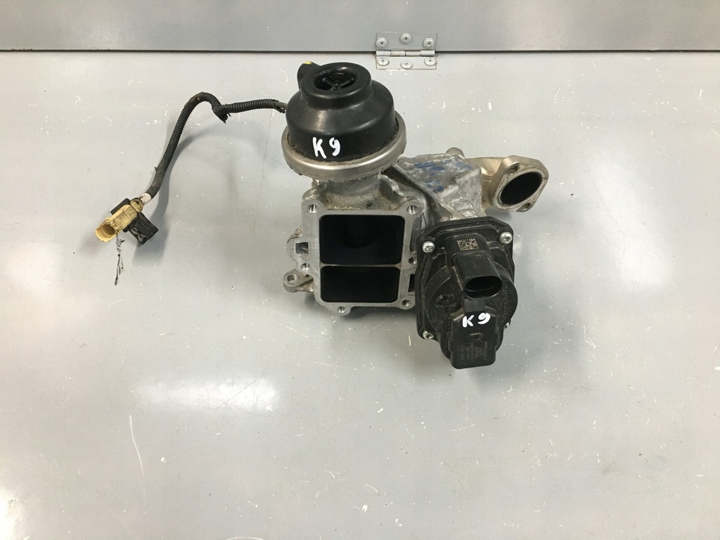 фото №1, Audi a4 8w b9 радіатор вихлопних газів egr радіатор 3.0 tdi 059131511bp