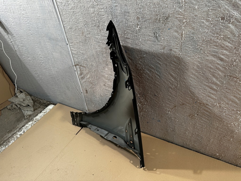 фото №12, Land rover discovery v крила правий перед передній