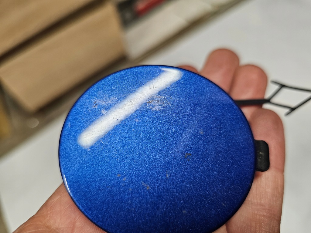 фото №4, Volkswagen t-roc заглушка фаркоп бампера перед 2ga807241m