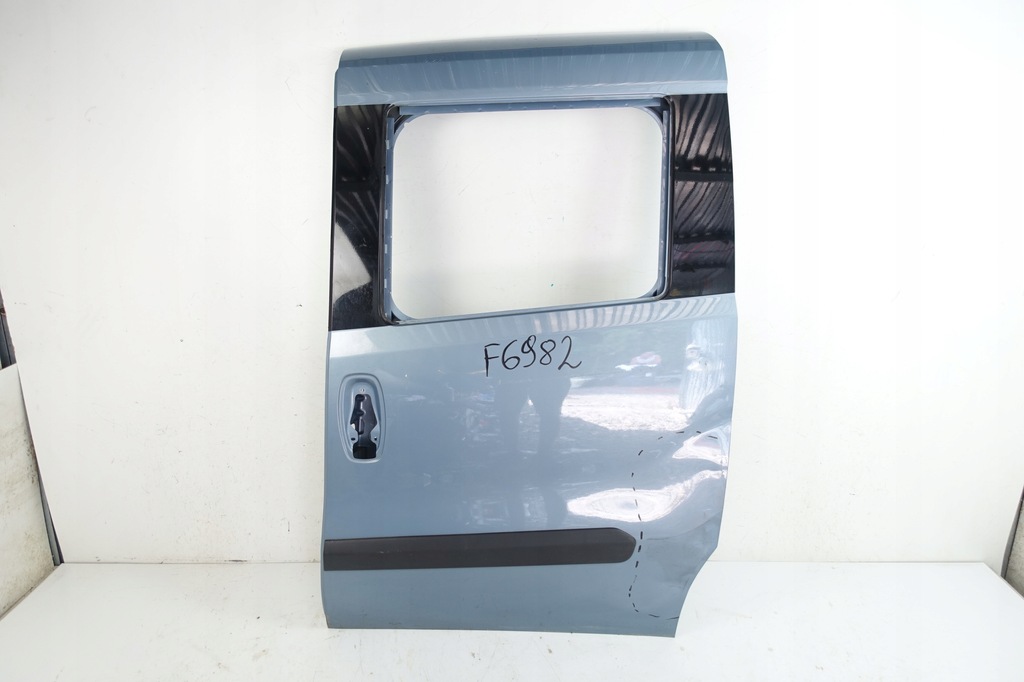 фото №1, Fiat doblo ii opel combo d 2010- дверь сдвижные боковой левая
