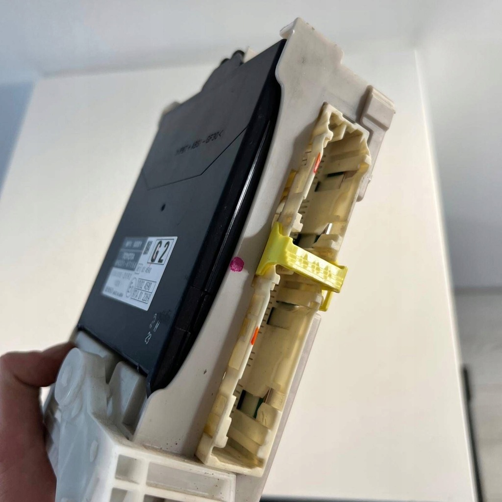 фото №10, Модуль блок управления комфорта toyota prius iii xw30 8922147150