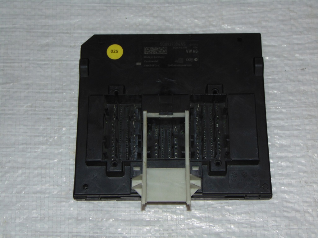 фото №1, Vw passat b8 модуль комфорта 5q0937084as