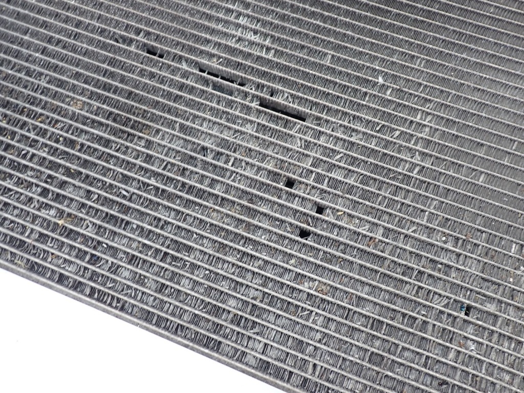 Комплект радиатор воды вентилятор кондиционера dacia sandero 1.2i 10r с Разборки