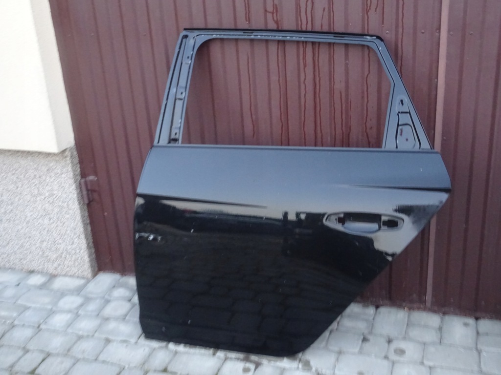 фото №1, Seat leon iii kombi дверь задняя задние левая чёрные