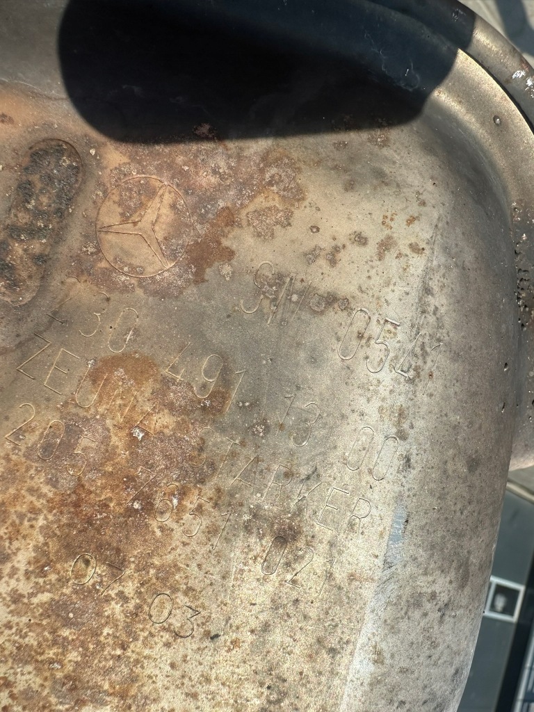 Выхлоп, гаситель, exhaust, катализатор mercedes sl r230, w230 zu 5.0 комплект Доставка