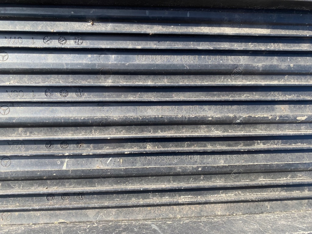 Mercedes 247 b klasa gla шторка жалюзі повітропровід 2478854600 оригінал Доставка