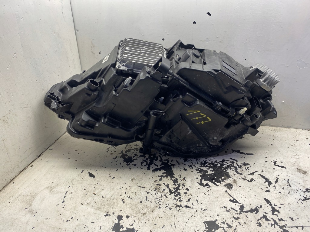 фото №12, Volvo v90 лампа правий перед full led 31655729