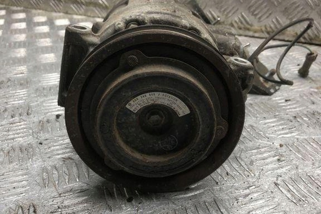 фото №6, Компрессор кондиционера vw passat b7 alltrack 365 8d0260805j 1.9l дизель